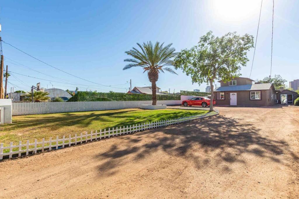Apartemen Your Downtown With California King Bed Unit A Phoenix