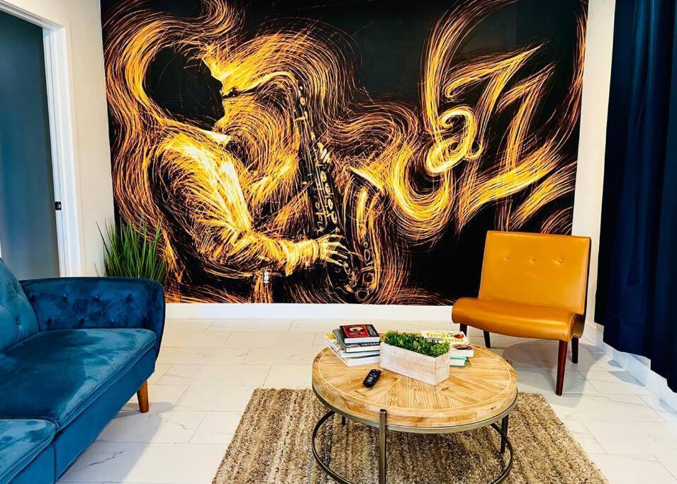 Your Downtown With California King Bed Unit A Lejlighed Phoenix